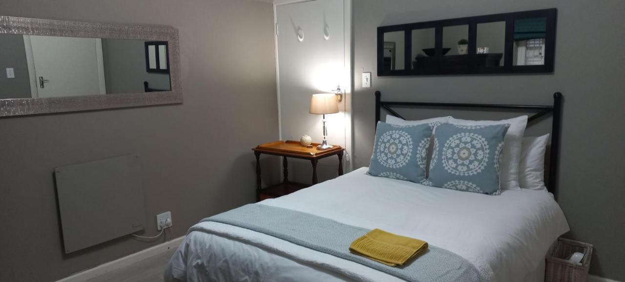 Peony Luxury Room With Wifi And Own Entrance Stellenbosch Luaran gambar