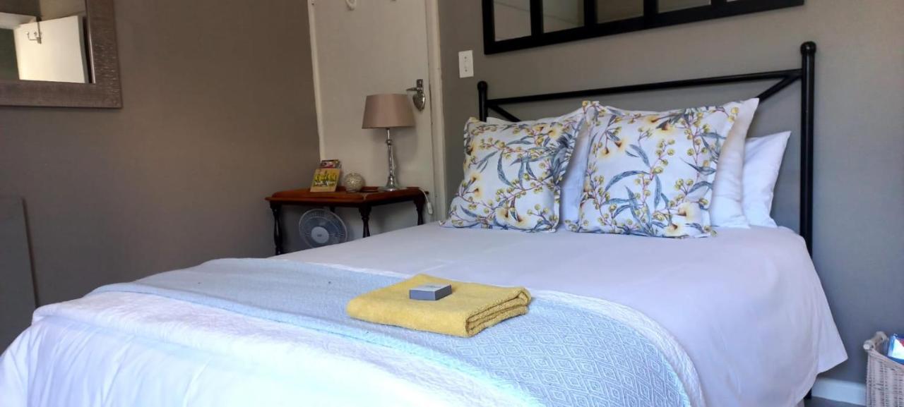Peony Luxury Room With Wifi And Own Entrance Stellenbosch Luaran gambar