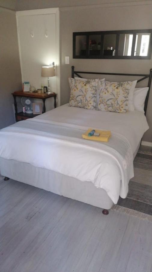Peony Luxury Room With Wifi And Own Entrance Stellenbosch Luaran gambar